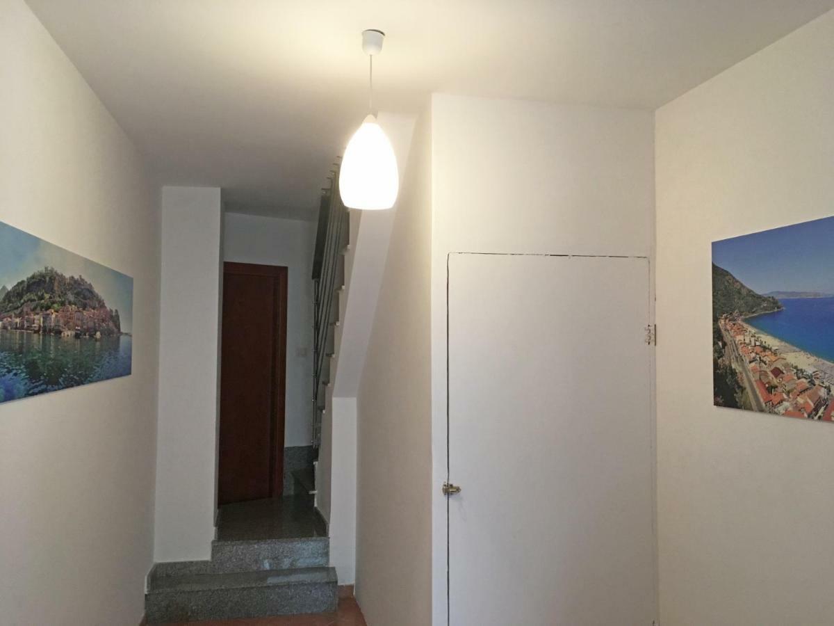 Scilla Casa Gp Apartment Bagian luar foto